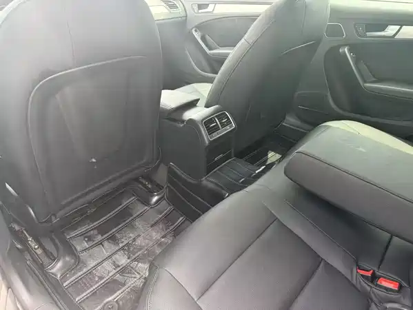 Audi A4L 2016