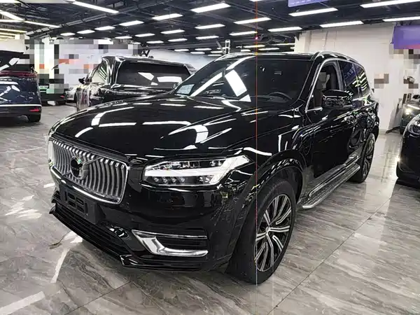 Volvo XC90 Plug-In Hybrid 2021
