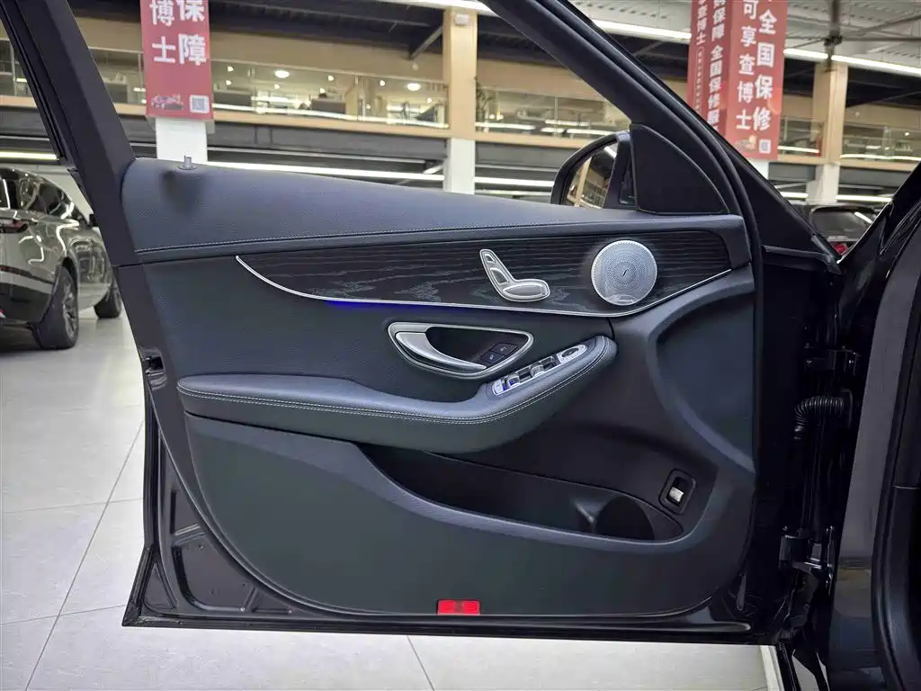Mercedes-Benz C-Class 2021 — фото 15