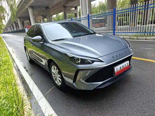 Roewe i5 2025