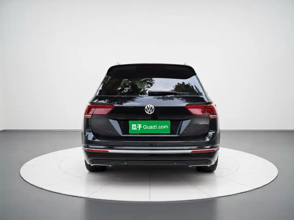 Volkswagen Tiguan L 2020 — фото 3