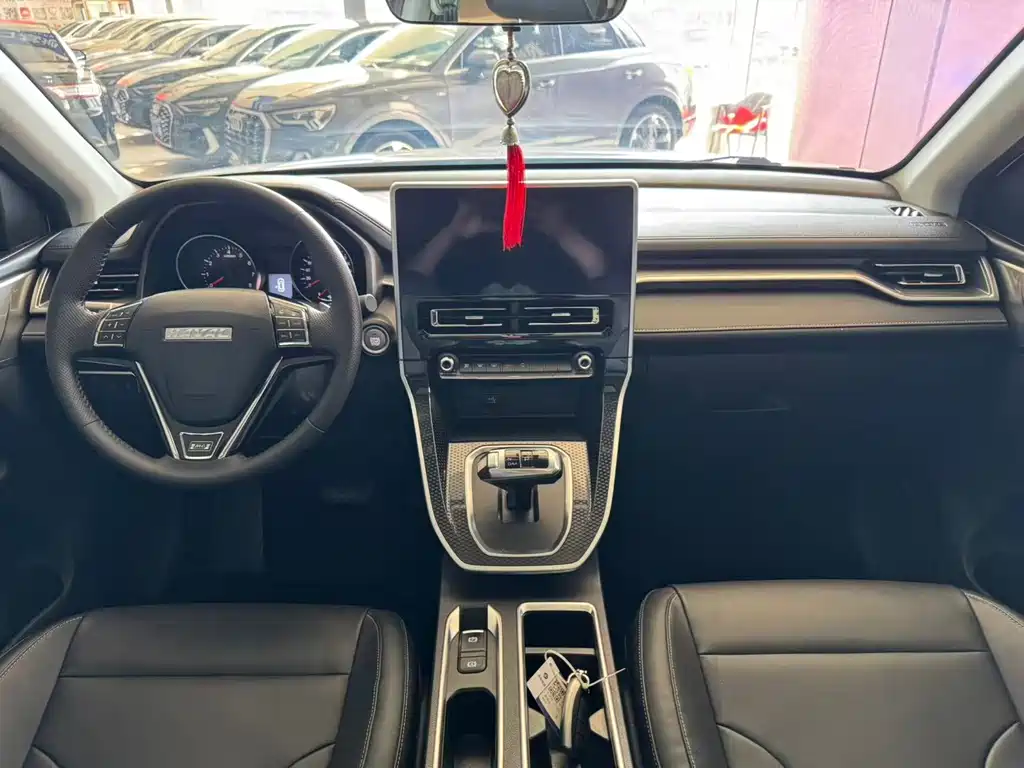 Haval M6 2023 — фото 11