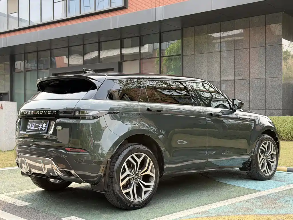 Land Rover Evoque 2022 — фото 10