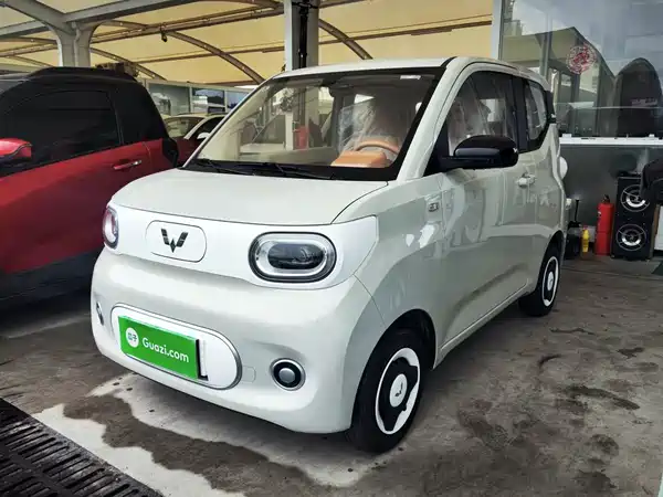 Wuling Hongguang MINIEV 2025
