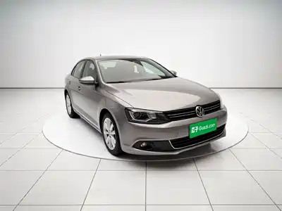 Volkswagen Sagitar 2014