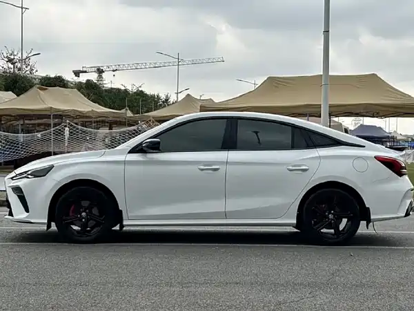 MG MG5 Scorpio 2024