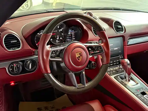 Porsche 718 2021