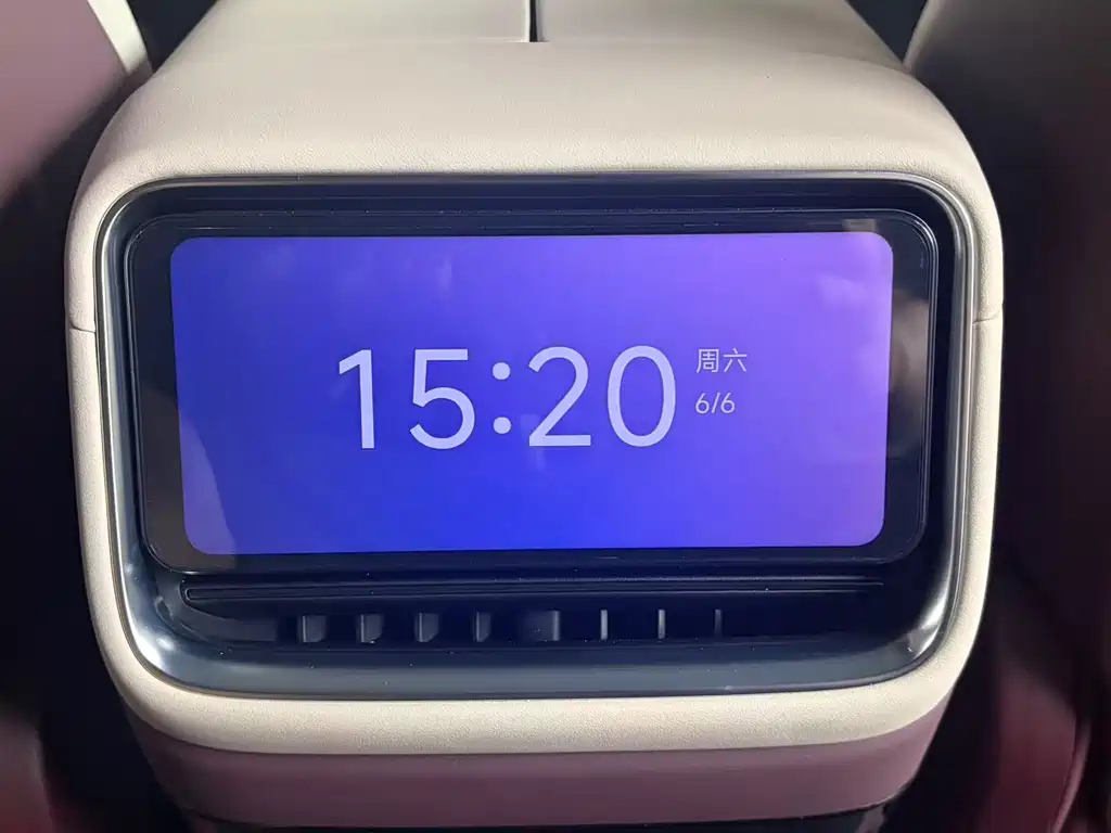 Xiaomi YU7 2025 — фото 15