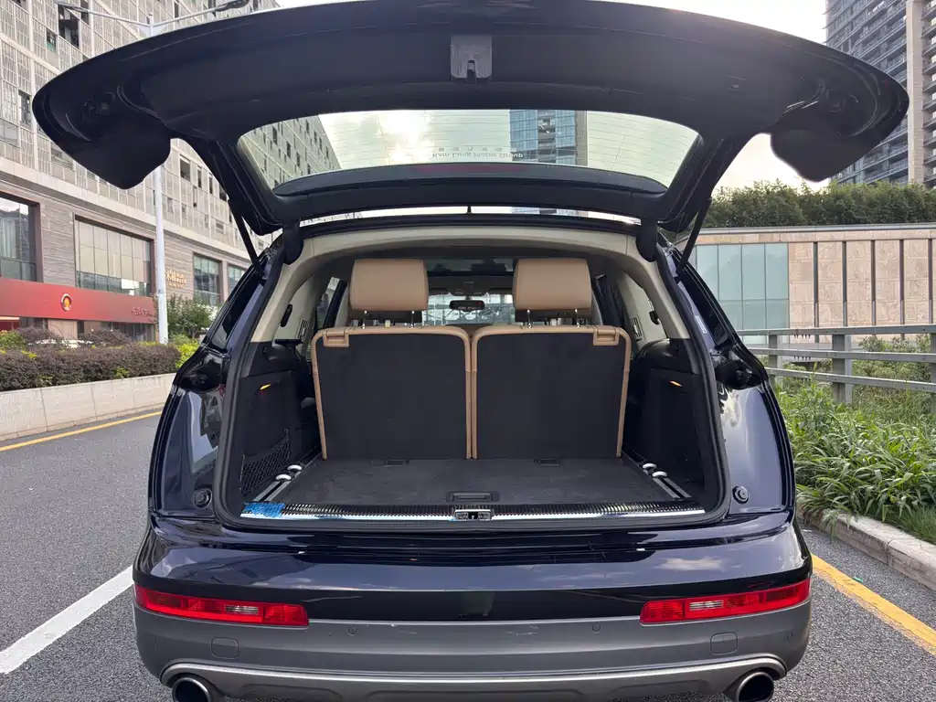 Audi Q7 2015 — фото 28