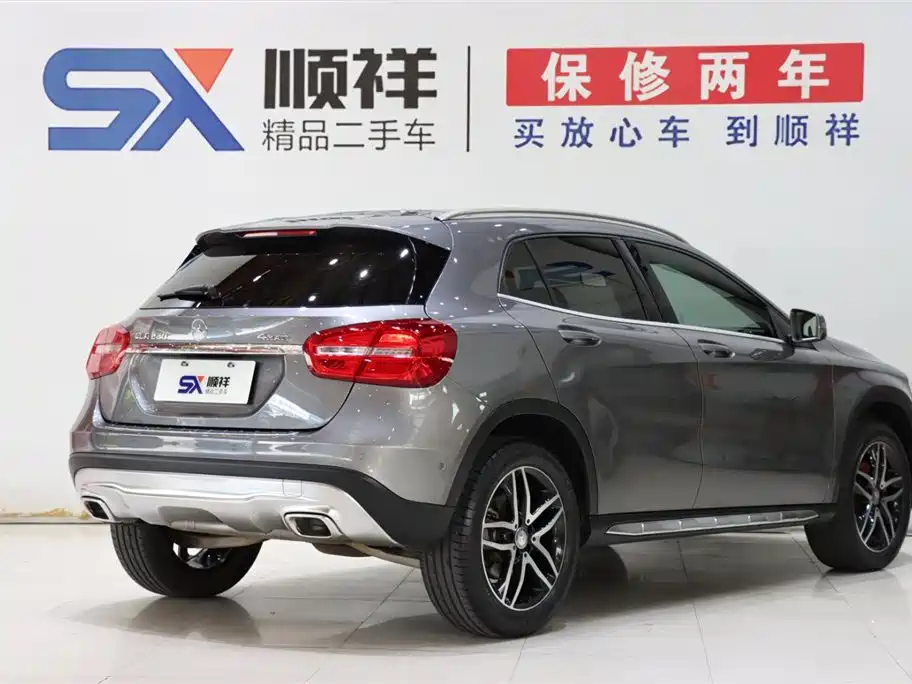 Mercedes-Benz GLA 2015