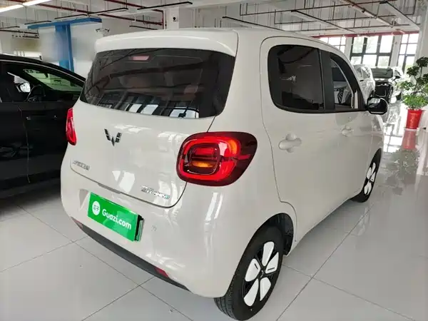 Wuling Hongguang MINIEV 2025