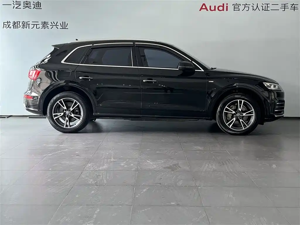 Audi Q5L 2020 — фото 3