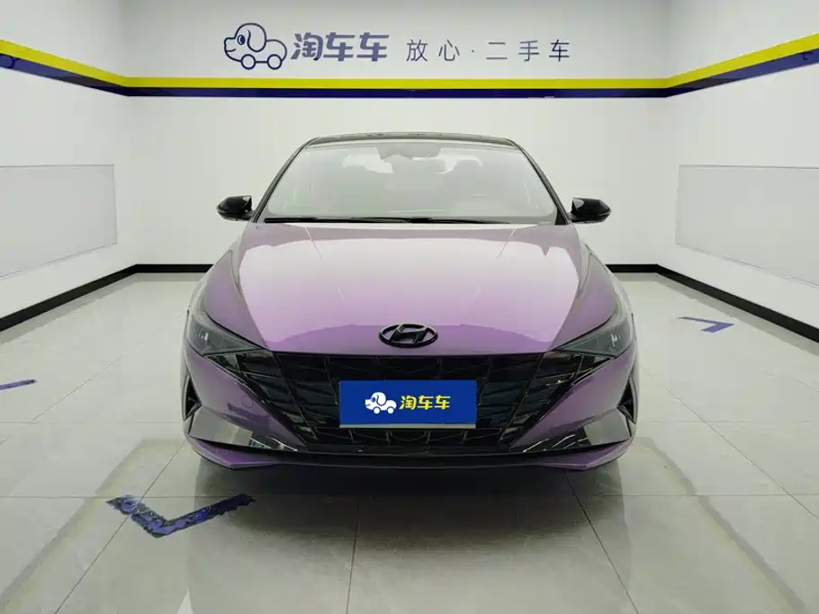 Hyundai Elantra 2022