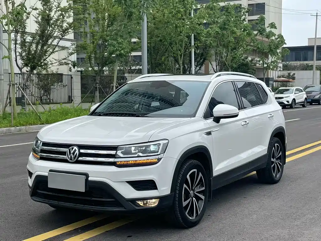 Volkswagen Tharu 2020