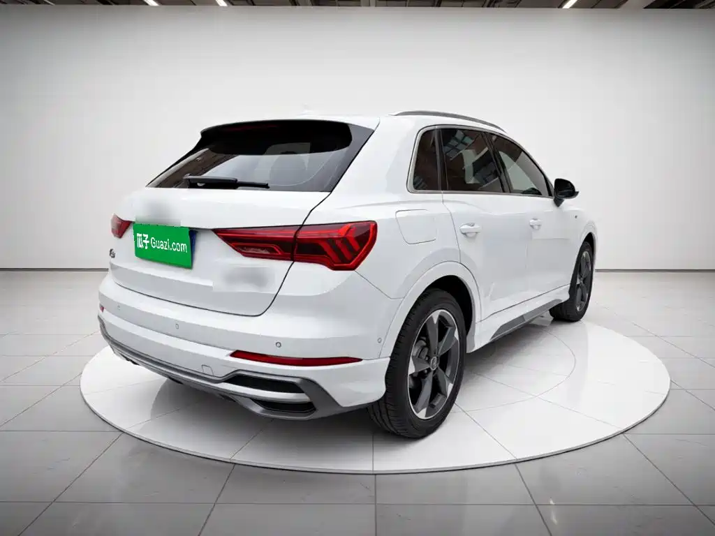 Audi Q3 2021 — фото 4