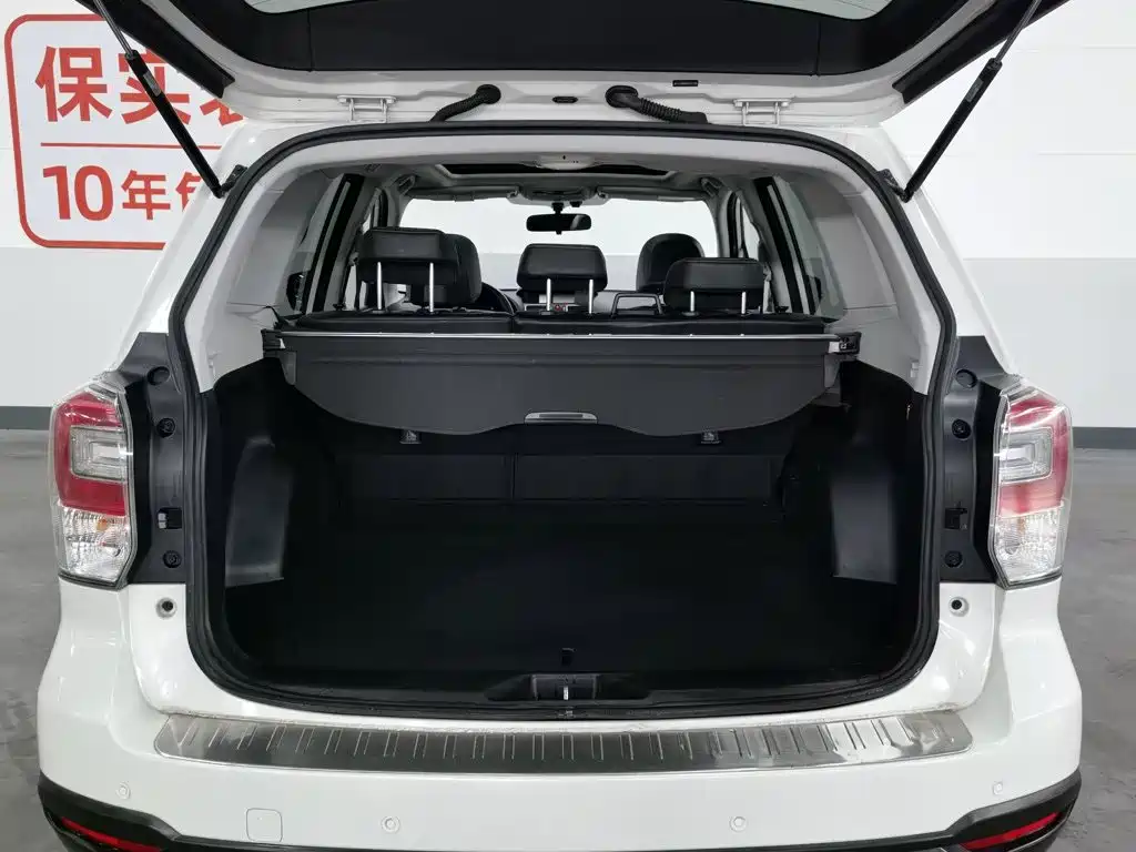 Subaru Forester 2017 — фото 16