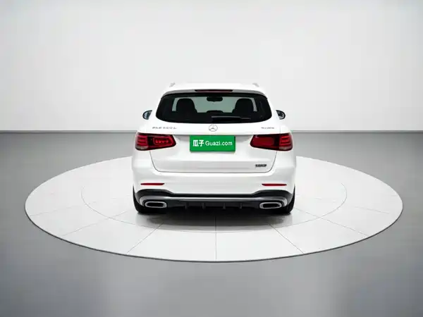 Mercedes-Benz GLC 2023
