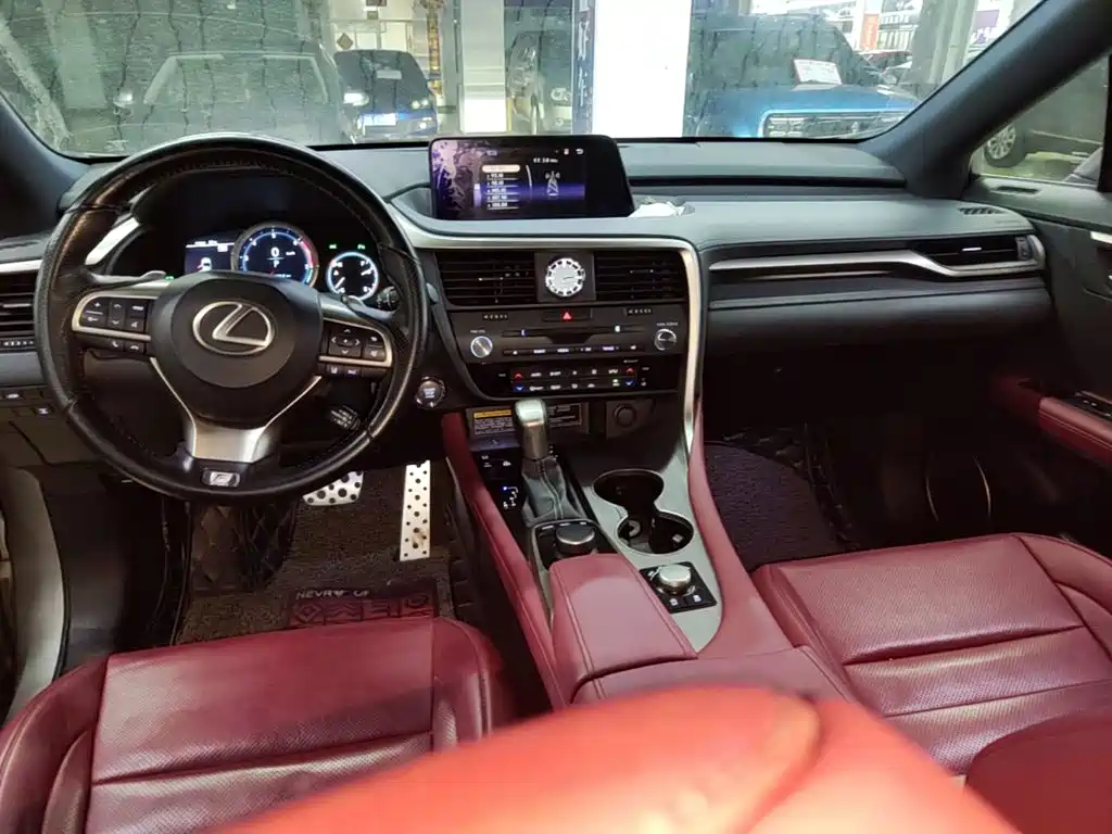 Lexus RX 2017 — фото 10