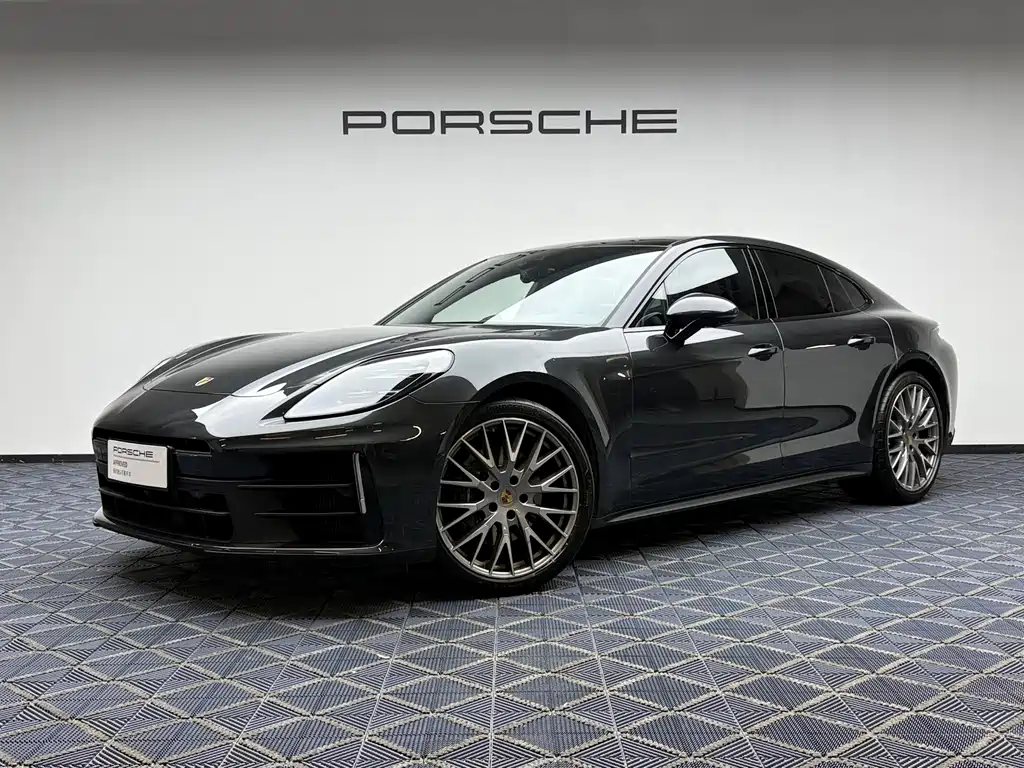 Porsche Panamera 2025 — фото 1