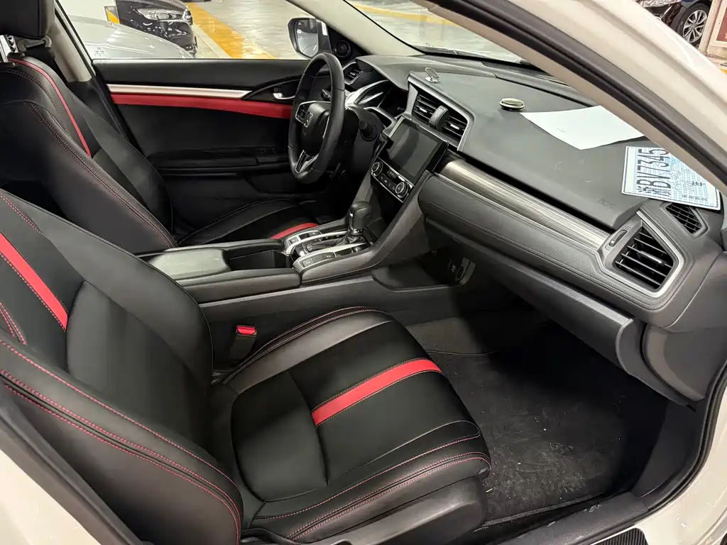 Honda Civic 2020 — фото 14