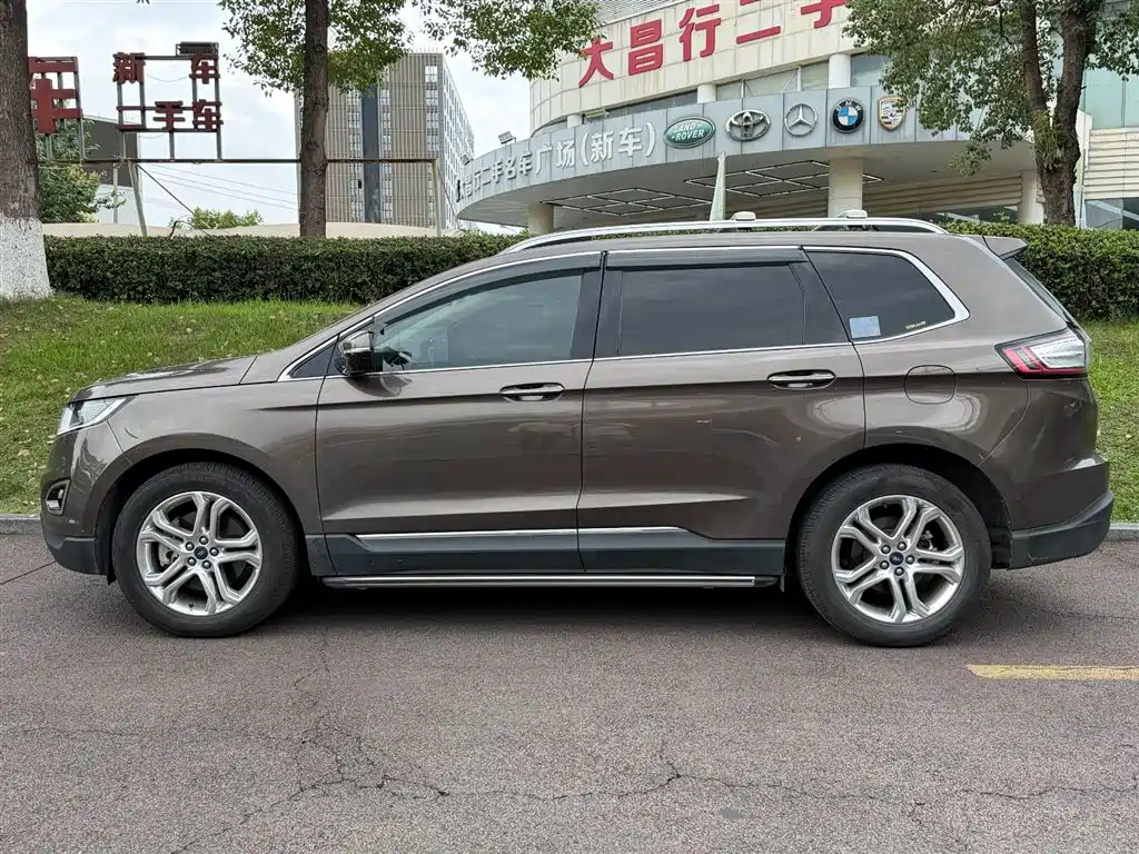 Ford Edge 2017 — фото 3