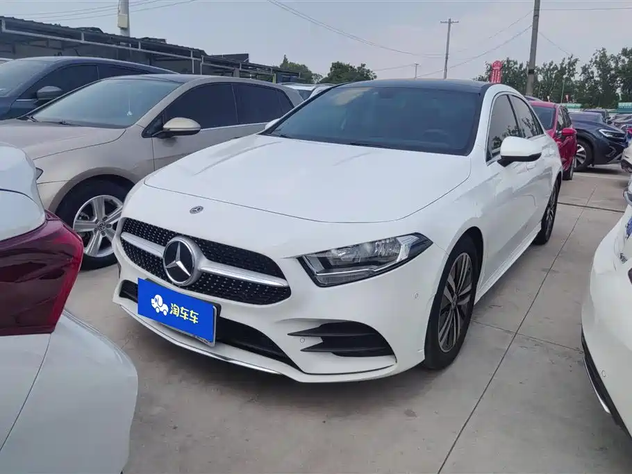 Mercedes-Benz A-Class 2020 — фото 2