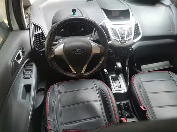 Ford EcoSport 2015