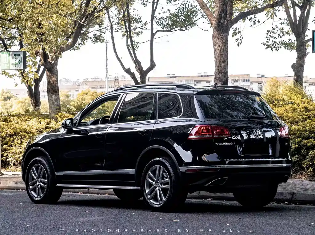 Volkswagen Touareg 2018 — фото 10