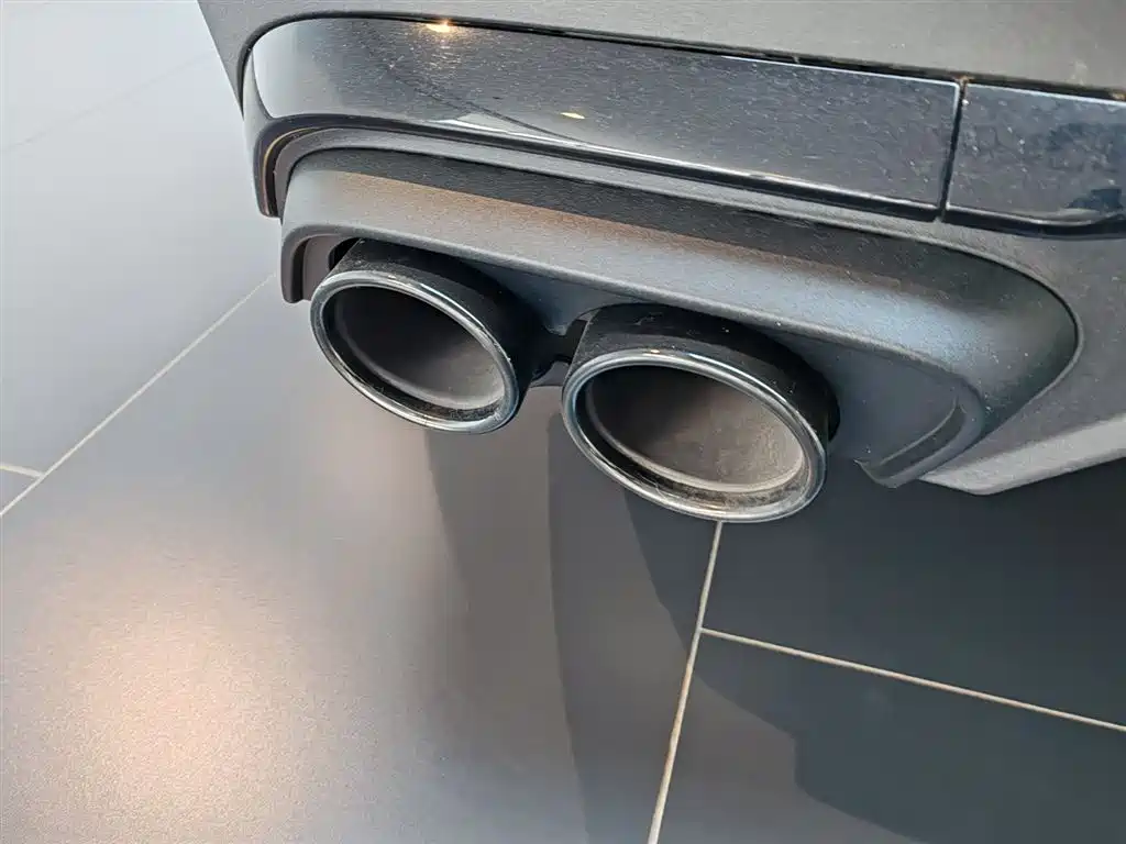 Mercedes-Benz GLC AMG 2025 — фото 11
