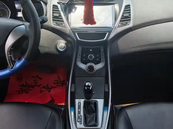 Hyundai Elantra Langdong 2016