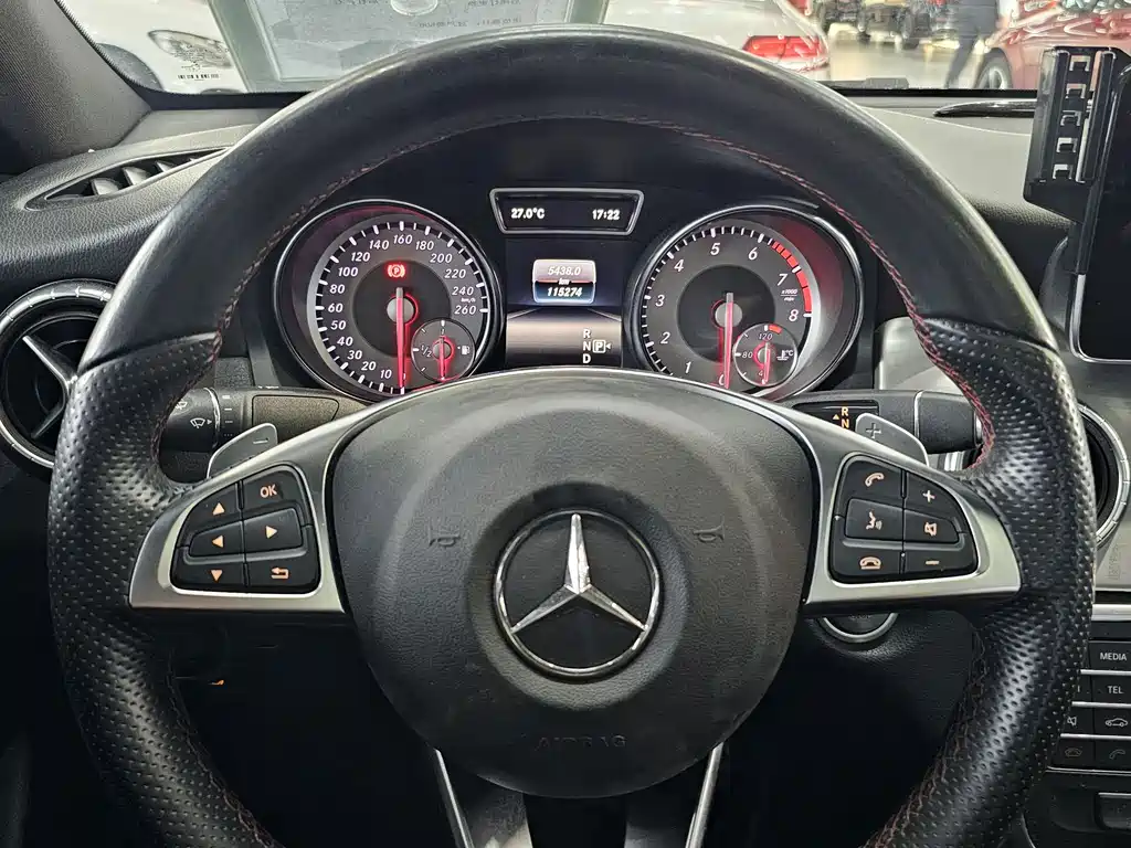 Mercedes-Benz CLA 2016 — фото 8