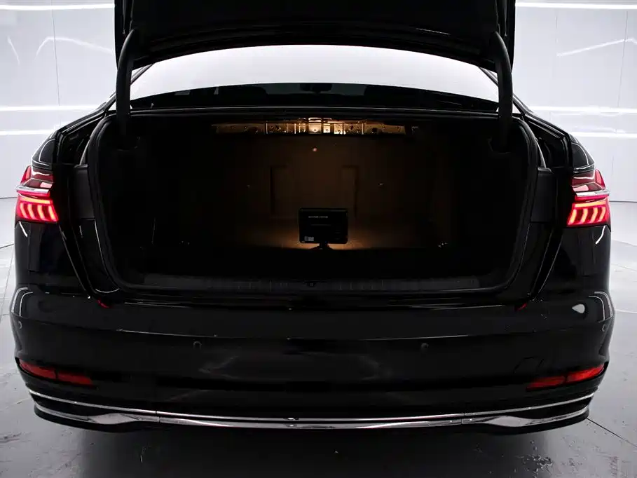 Audi A6L 2024 — фото 15