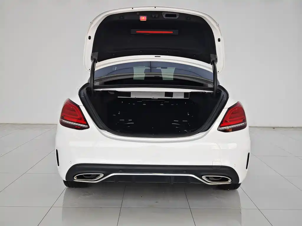 Mercedes-Benz C-Class 2019 — фото 19