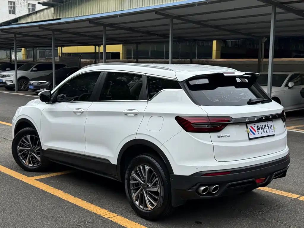 Geely Binyue 2022
