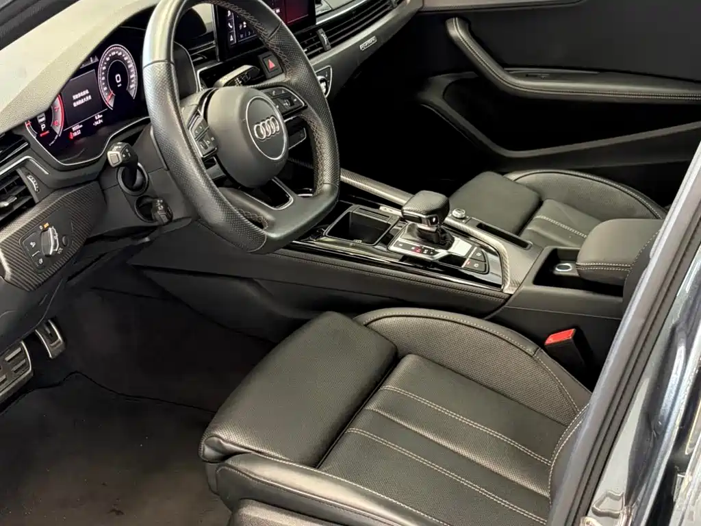 Audi A4L 2024