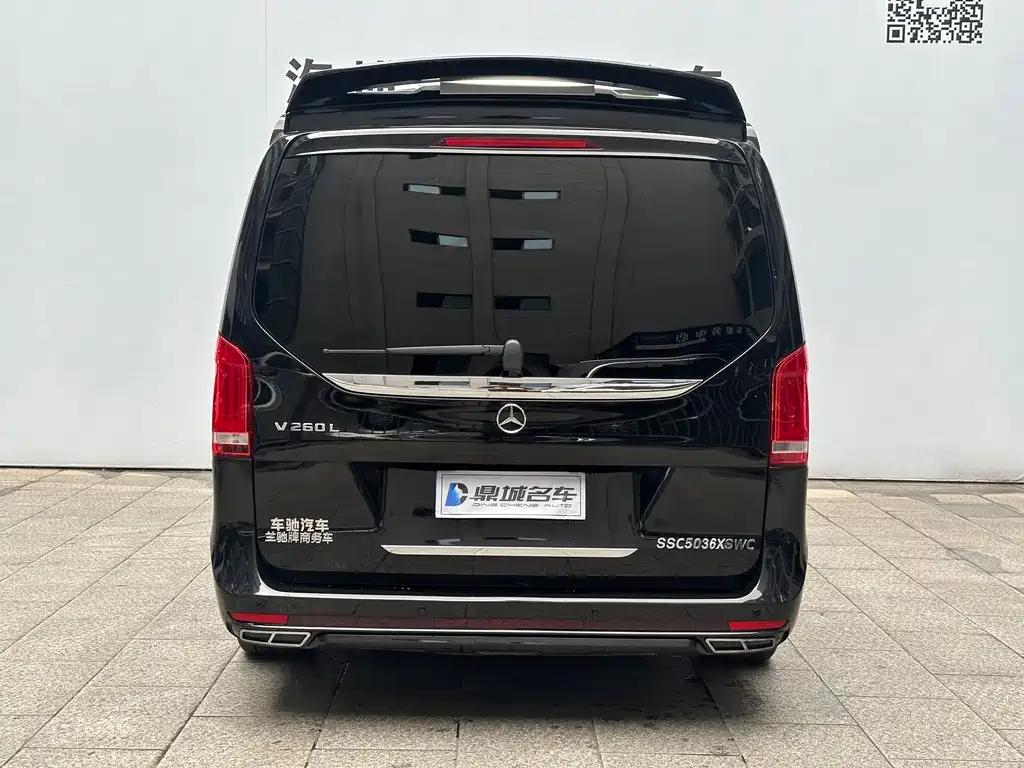Mercedes-Benz V-Class 2019 — фото 20
