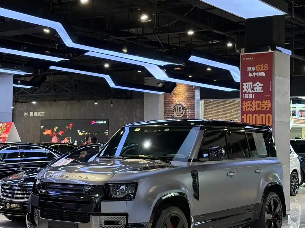 Land Rover Defender 2021 — фото 1