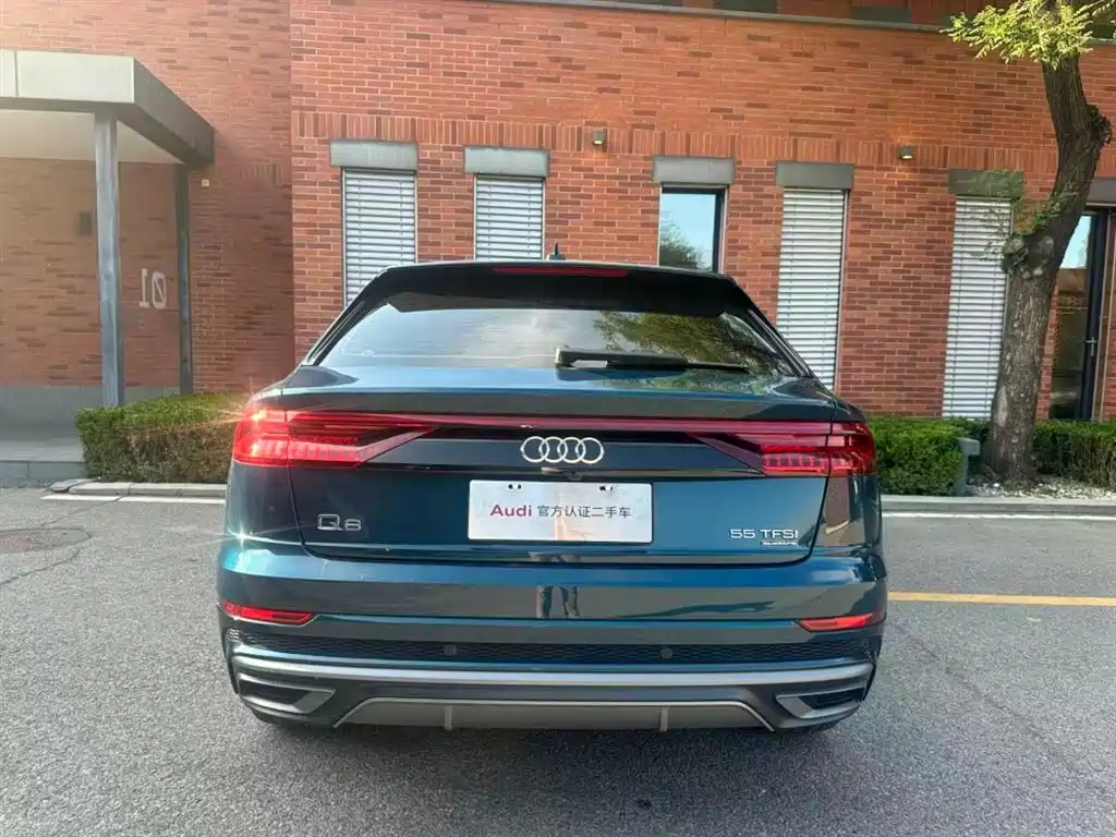 Audi Q8 2020 — фото 12