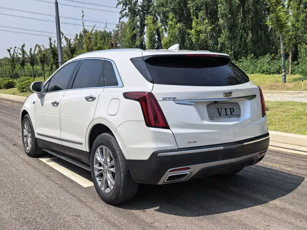 Cadillac XT5 2020 — фото 26