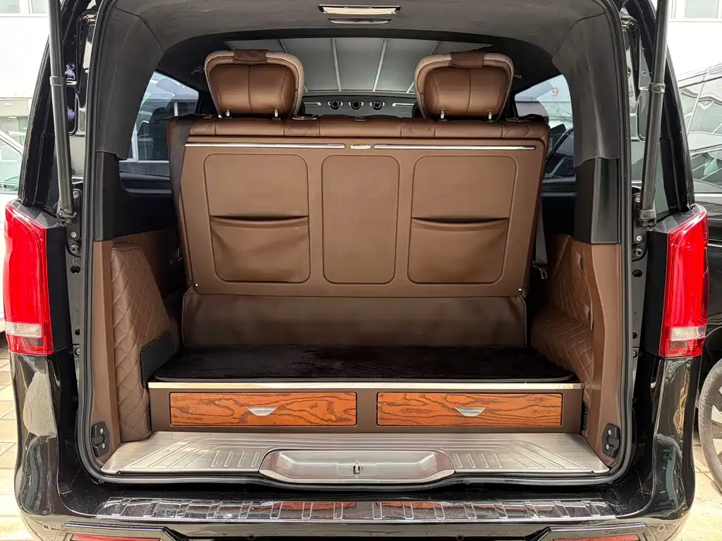 Mercedes-Benz Vito 2020 — фото 12