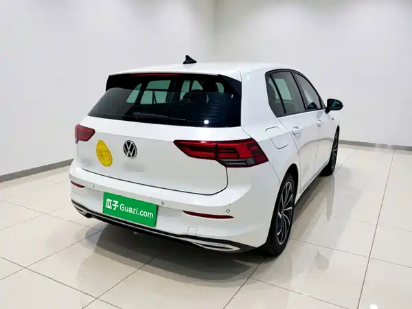 Volkswagen Golf 2022
