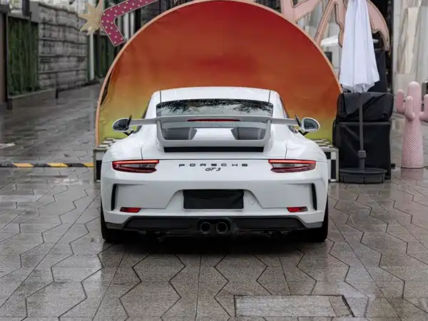 Porsche 911 2019
