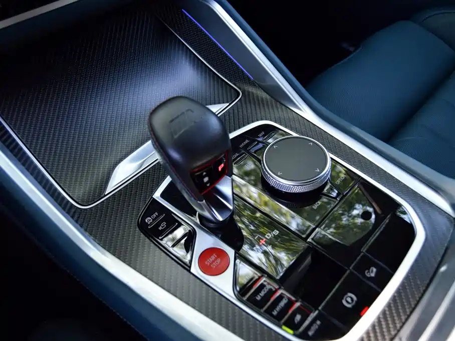 BMW XM 2024 — фото 11