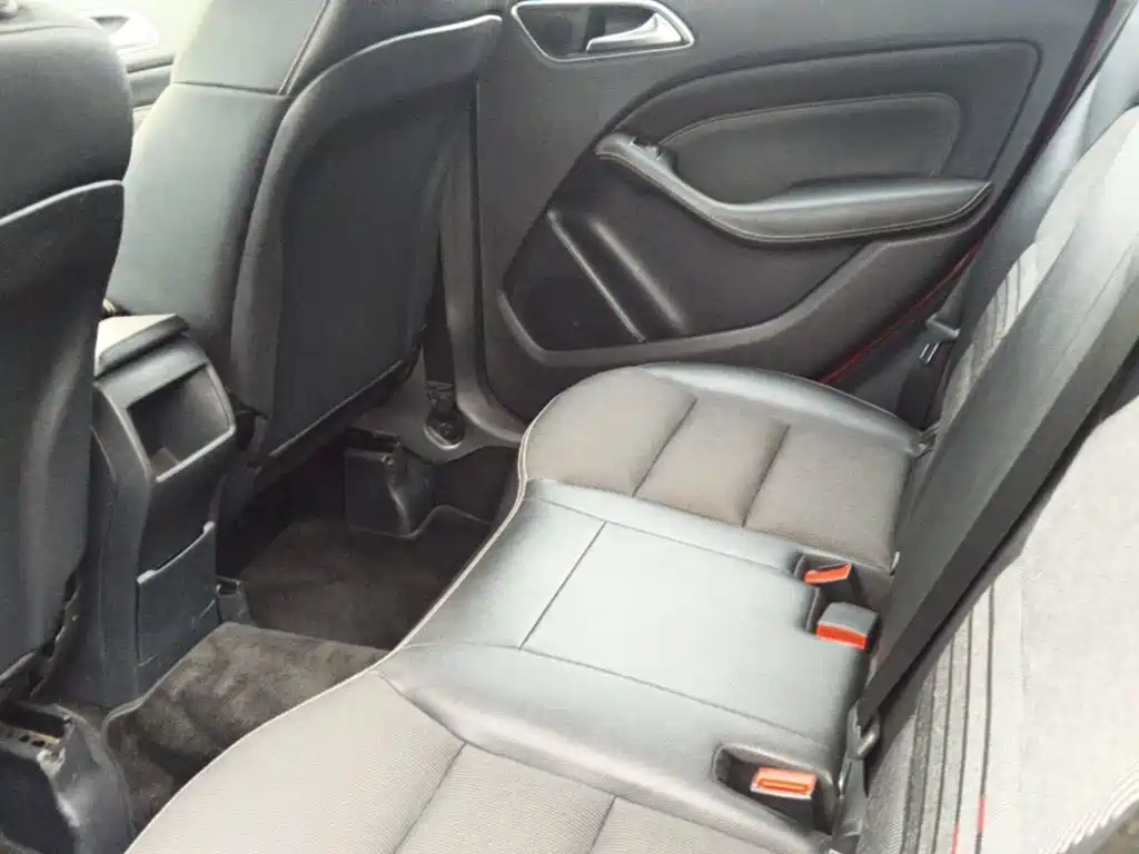 Mercedes-Benz B-Class 2015 — фото 17