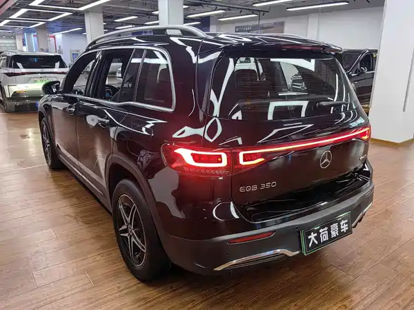 Mercedes-Benz EQB 2022