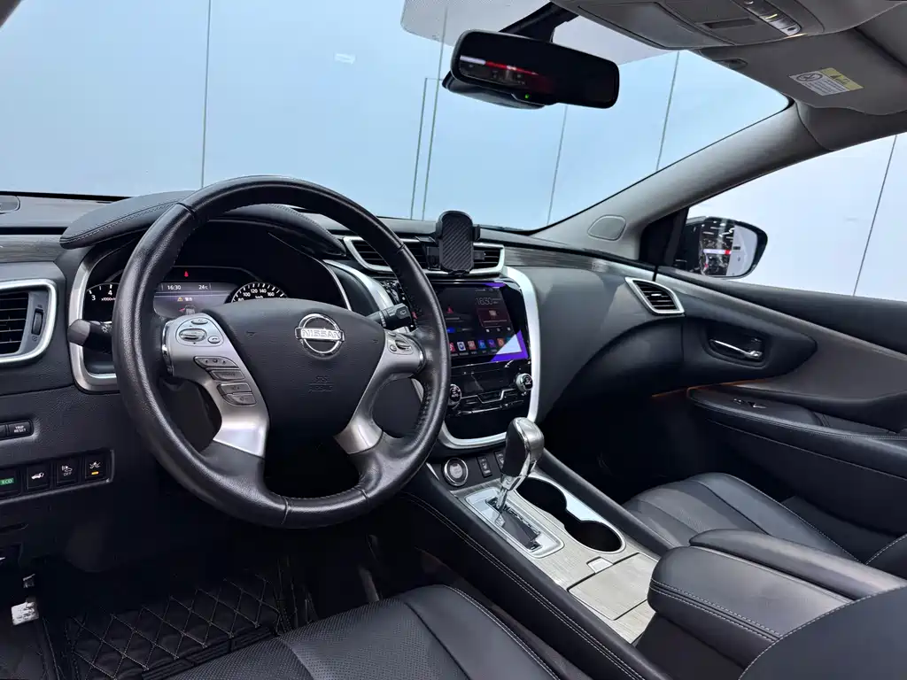Nissan Murano 2018 — фото 8