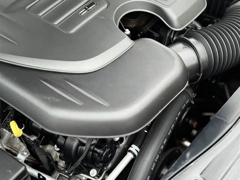 Chrysler 300C 2016 — фото 10