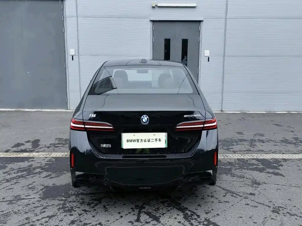 BMW i5 2025 — фото 2