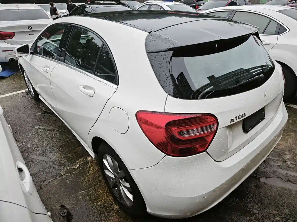 Mercedes-Benz A-Class 2014 — фото 9