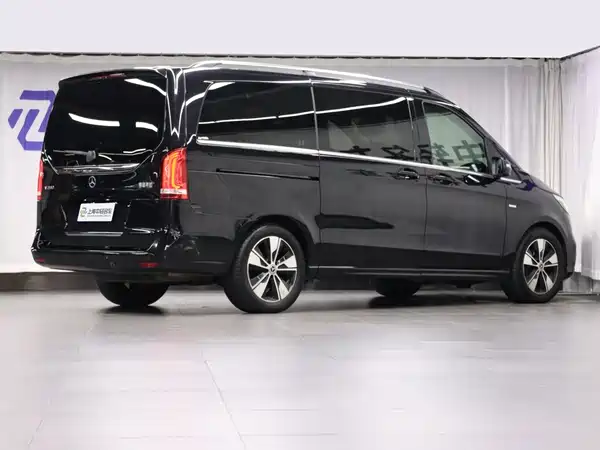 Mercedes-Benz V-Class 2022